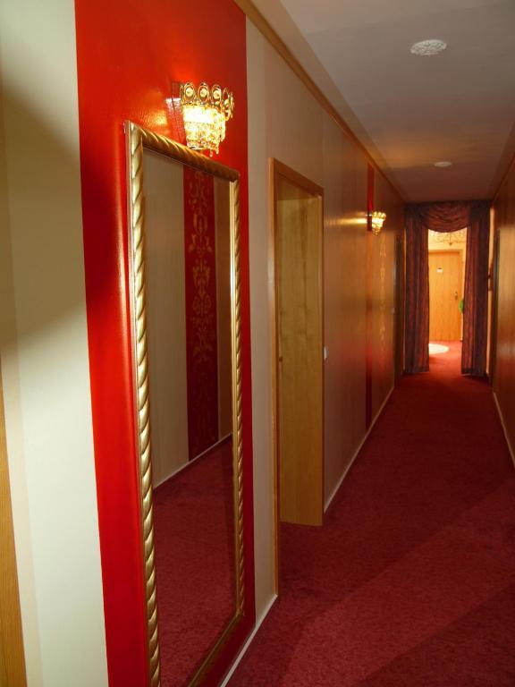 Studentenmuehle Hotel - Restaurant Nomborn Ruang foto