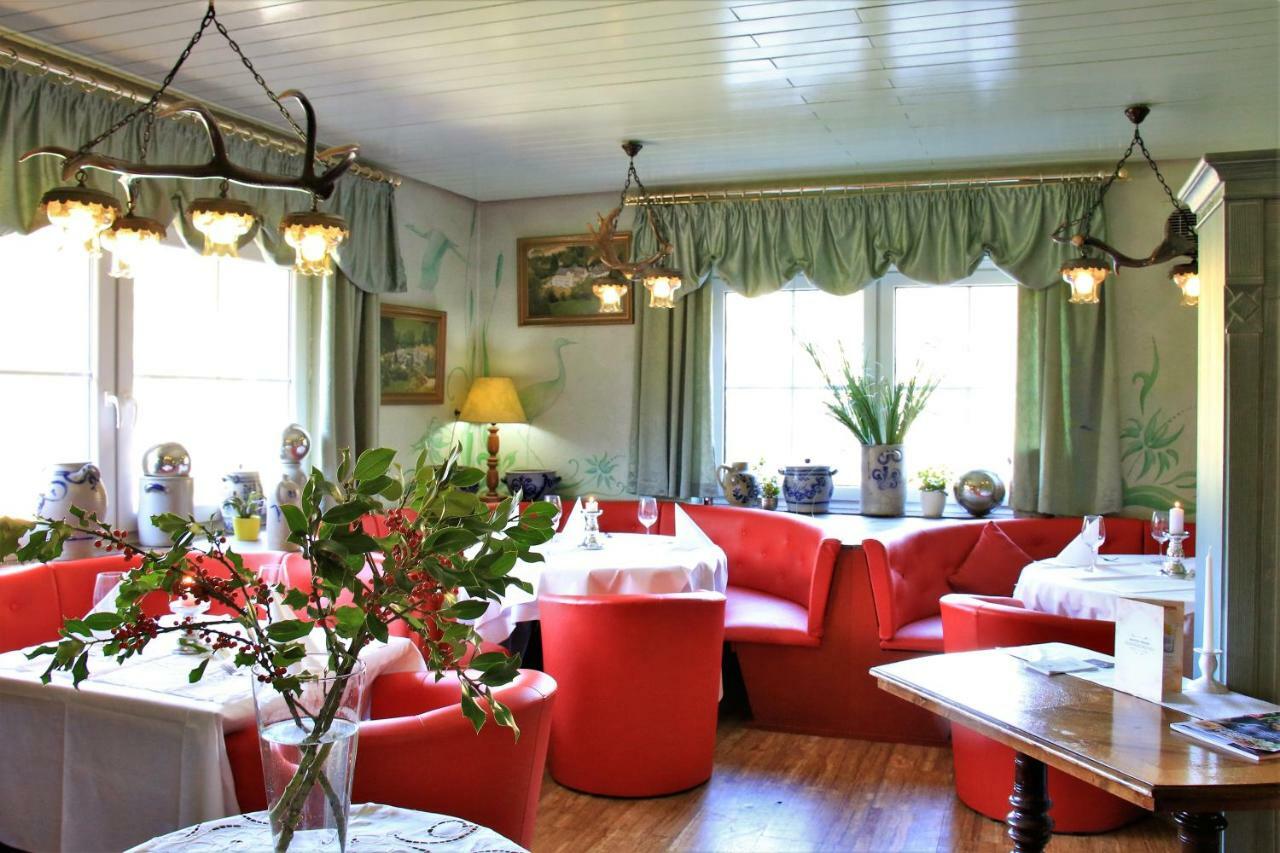 Studentenmuehle Hotel - Restaurant Nomborn Bagian luar foto